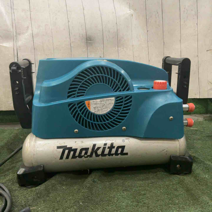 ★マキタ(makita) エアコンプレッサー AC460X 動作確認済【川口店】