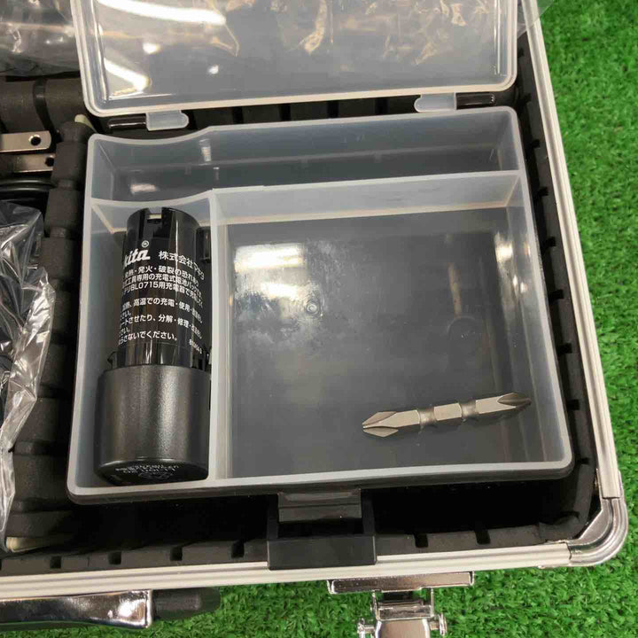 ★マキタ(makita) コードレスペンインパクトドライバー TD022DSHXO【川崎店】