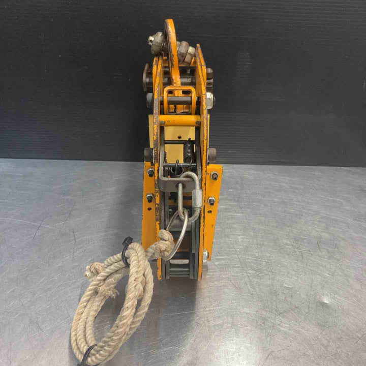 【中古品】 スーパーツール(SUPERTOOL) パネル・梁吊りクランプ PTC150 【東大和店】