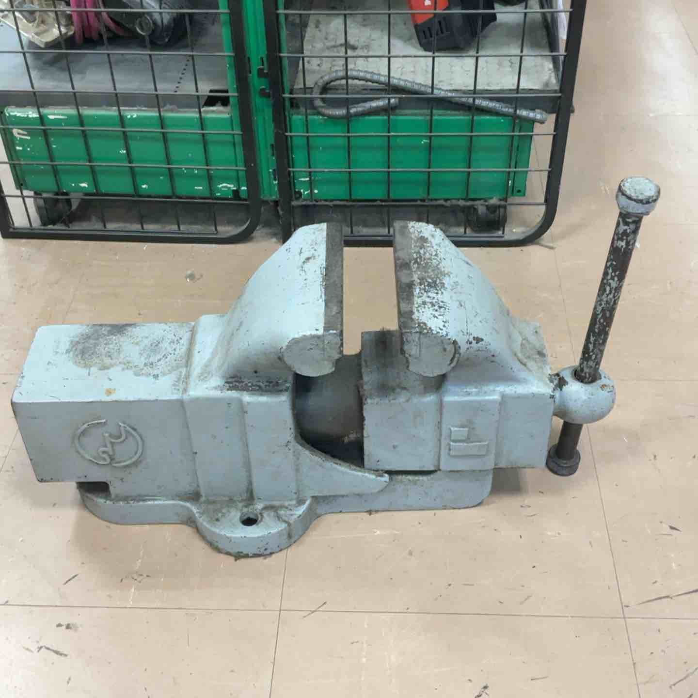 配送不可【引取限定】【現状品】GJ 150mm 万力【安佐北店】【中古】