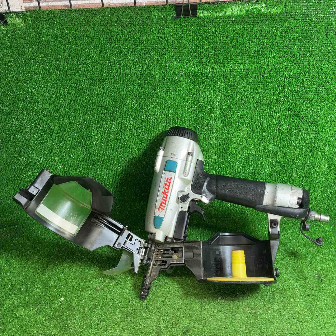 【中古品】 マキタ(makita) 50mm 常圧エア釘打 AN504A 【藤沢店】