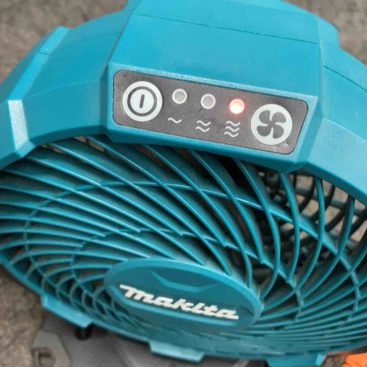 ☆マキタ(makita) コードレスファン(本体のみ)  CF100DZ【鴻巣店】