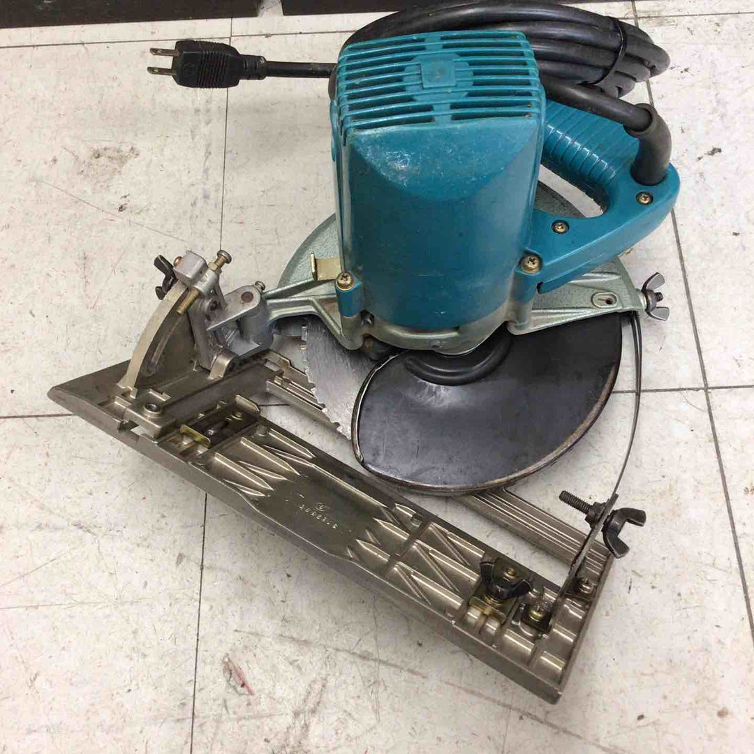 【現状品】 マキタ 7型造作丸ノコ 5802BA 【鴻巣店】
