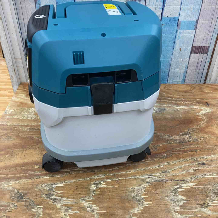 ★マキタ(makita) 15L集じん機(粉じん専用) VC1530【柏店】