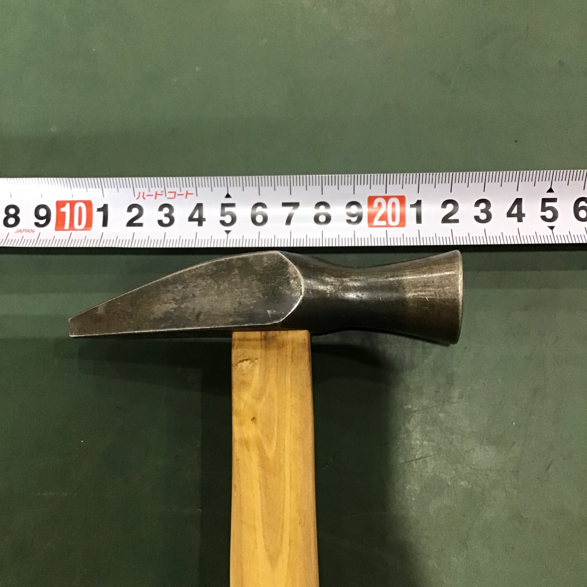 福島 船手玄能 王冠印 グミ柄 重さ約386g 【川口店】 – アクト