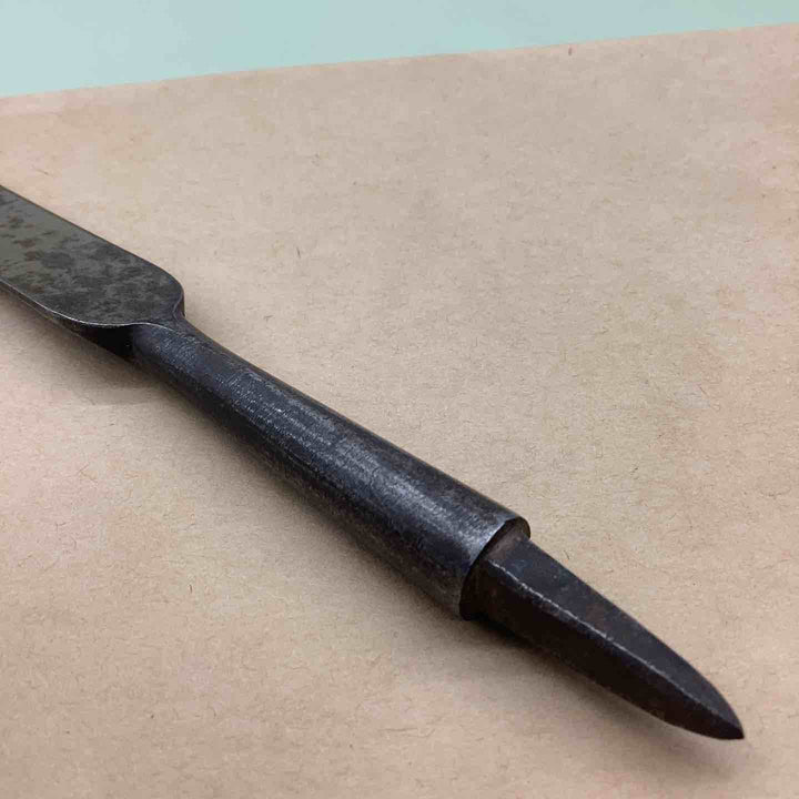 鑿・鉋・大工道具 ブランド不明 刻印有 鑿 名工 突き鑿 細部 仕上げ 【越谷店】