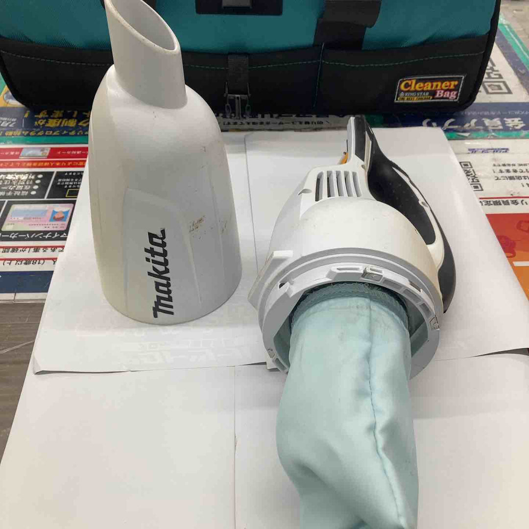 ☆マキタ(makita) コードレスクリーナー CL181FDZW ケース付属【戸田店】
