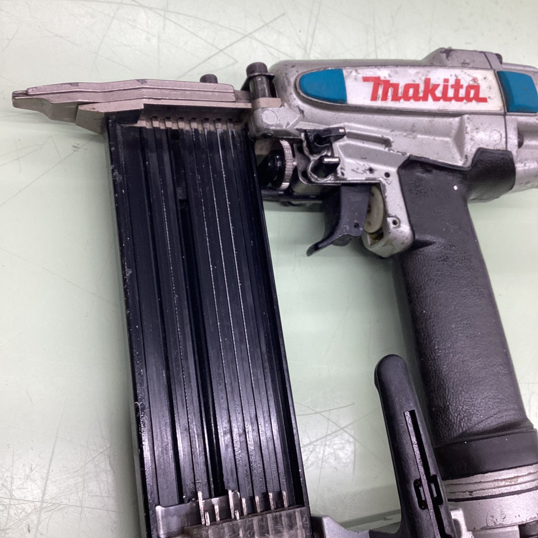 ★マキタ(makita) 常圧フィニッシュネイラ AF502N【草加店】