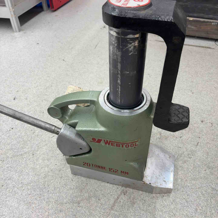 ◇大阪ジャッキ製作所 WEBTOOL 油圧ジャッキ 20t 980-063【八潮店】