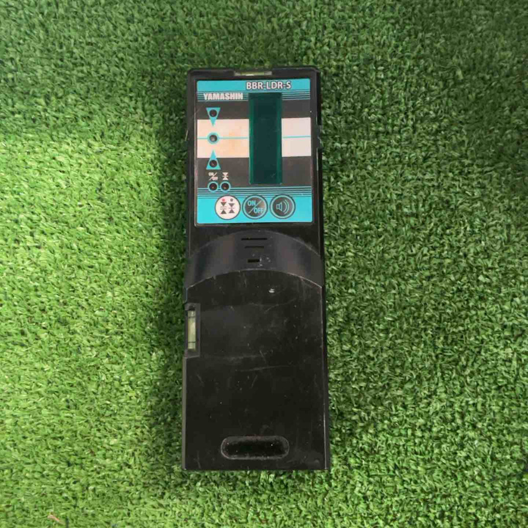 ◇山真製鋸 電子整準式レーザー墨出し器 LDR-9s【草加店】