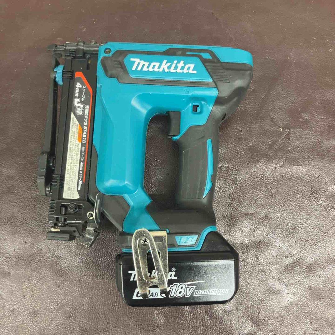 【中古品】 マキタ(makita) コードレスタッカー ST421DZ 【東大和店】