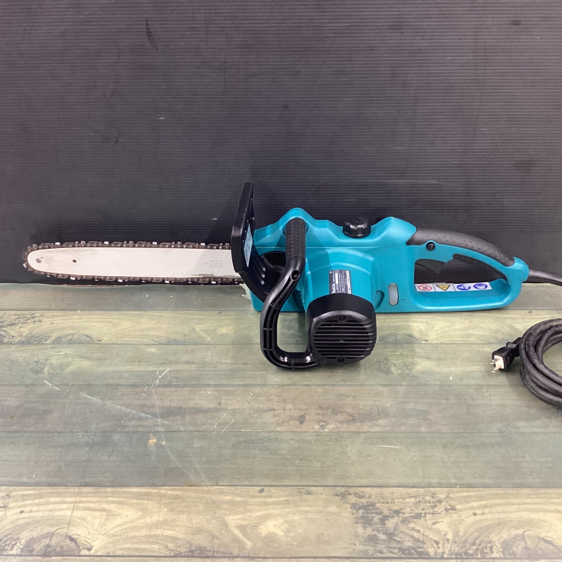 〇マキタ(makita) 電気チェーンソー 350mm MUC351 【東大和店】 – アクトツールオンラインショップ