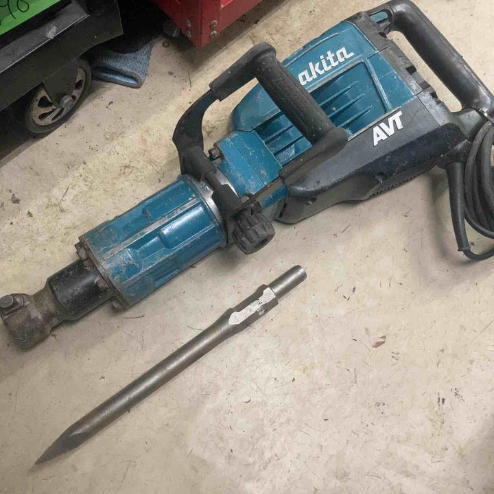 【店頭受取り限定】★マキタ(makita) 電動ハンマ HM1317C【町田店】