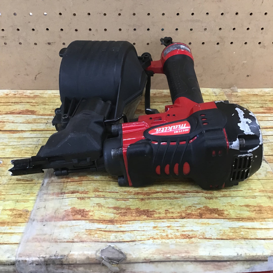 ★マキタ(makita) 高圧エア釘打ち機 AN711H【川崎店】