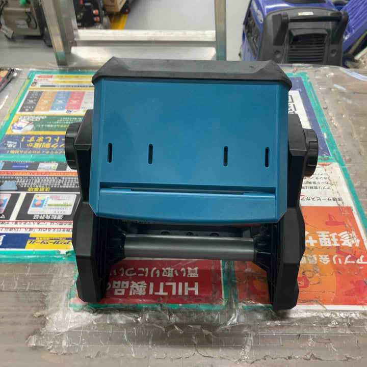 ◇マキタ(makita) コードレススタンドライト 40Vmax ML003G 青【戸田店】