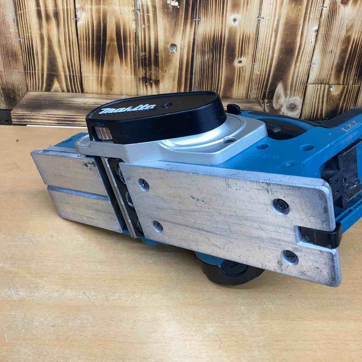 ★マキタ(makita) コードレスカンナ KP180DZ【越谷店】