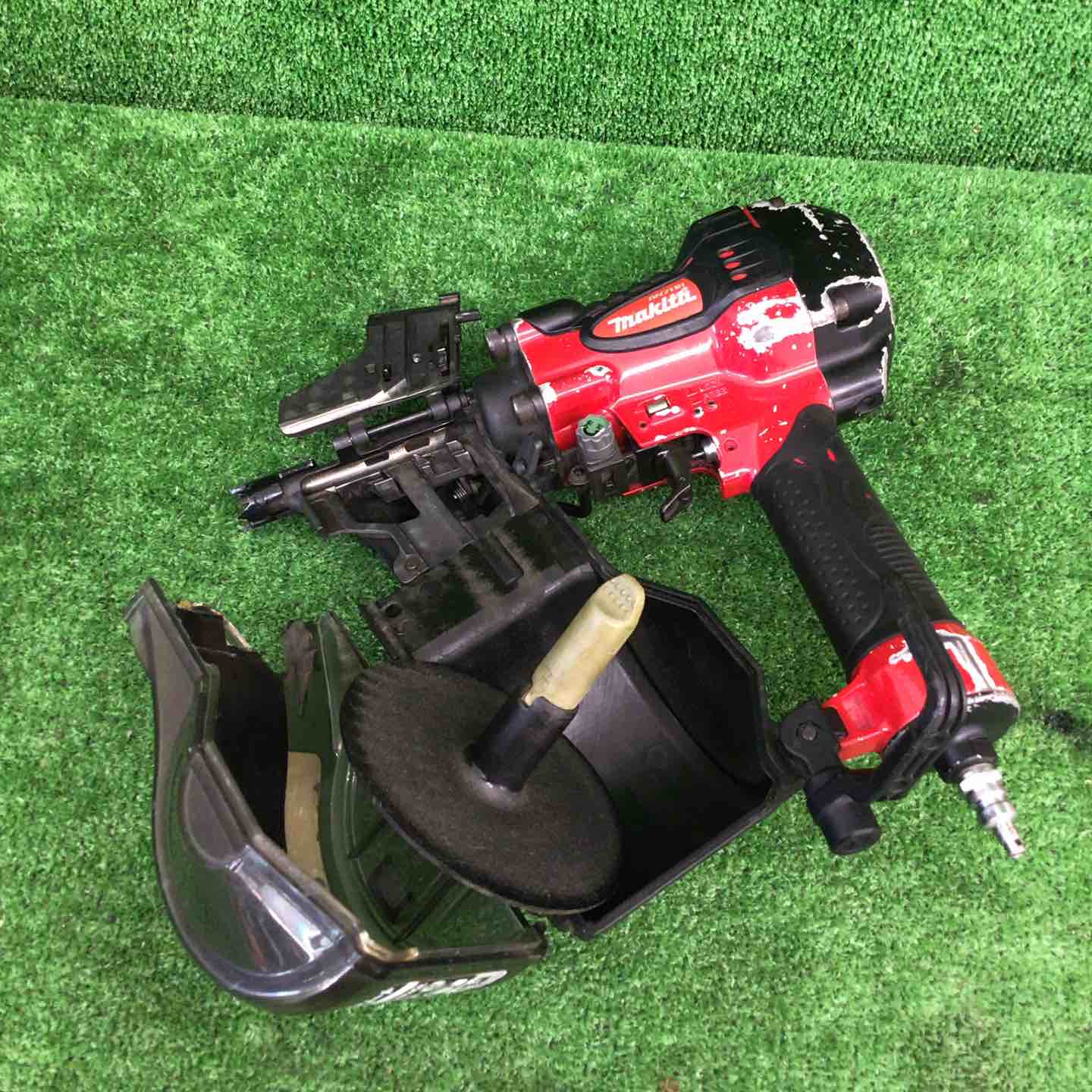 マキタ makita AN711H 高圧エア釘打機【野田愛宕店】【店頭取引限定】【中古】管理番号：ITV0WBL0IKDQ マキタ(MAKITA)|高圧エア釘打ち|【ハードオフ公式通販】オフモール