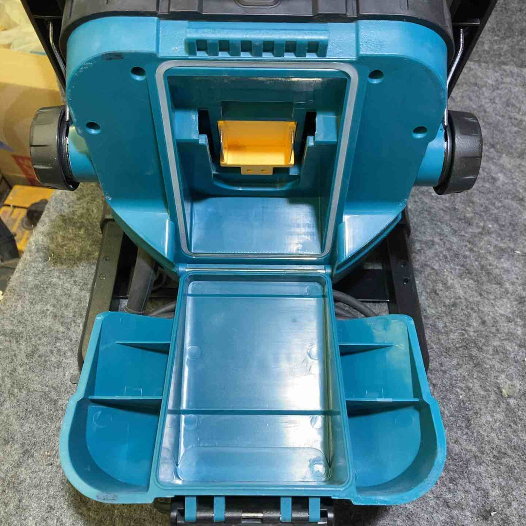 マキタ(makita) コードレスLEDスタンドライト ML805【桶川店】