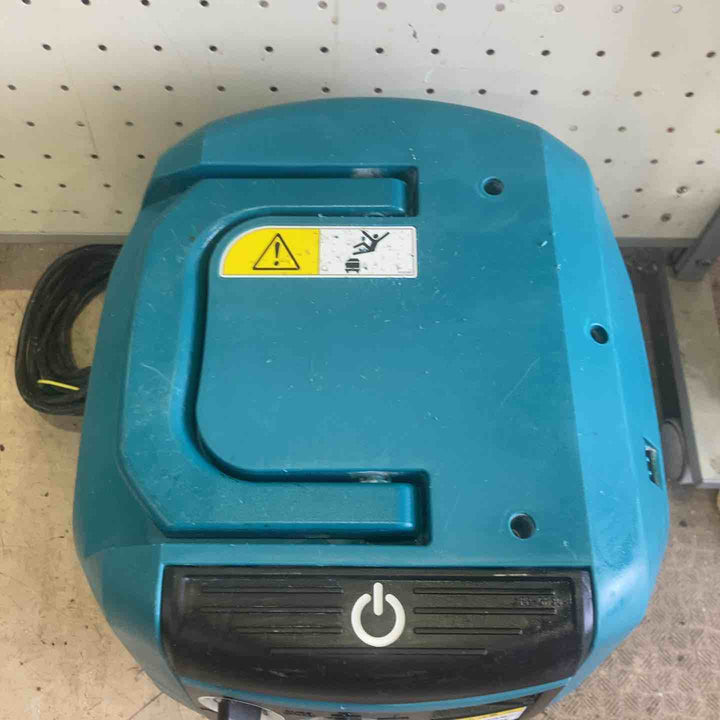 マキタ(makita) 集じん機 乾式 VC0830 連動機能【町田店】