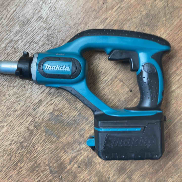 ★マキタ(makita) 18V コードレスコンクリートバイブレータ VR350DZ【岩槻店】