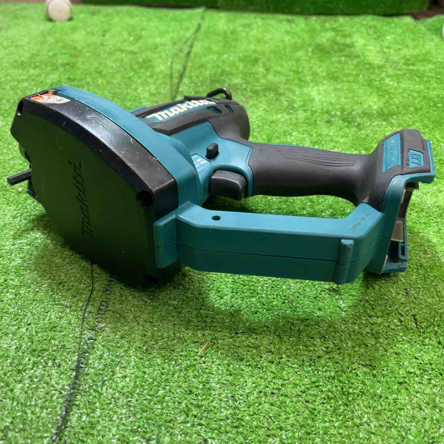 マキタ(makita) コードレス全ネジカッター SC102DZ【桶川店】 – アクト
