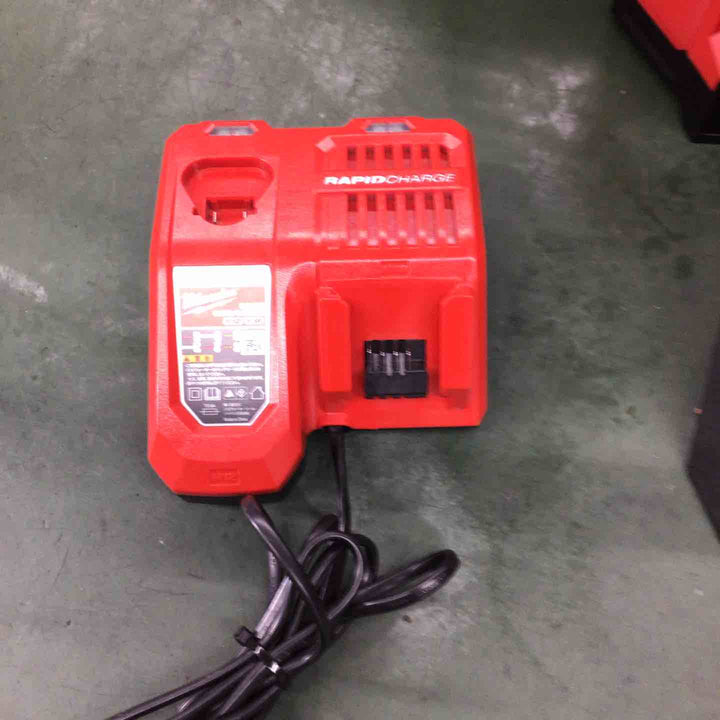 ミルウォーキー スタンドライト M12 傷あり 充電器 バッテリ1個割れあり【戸田店】