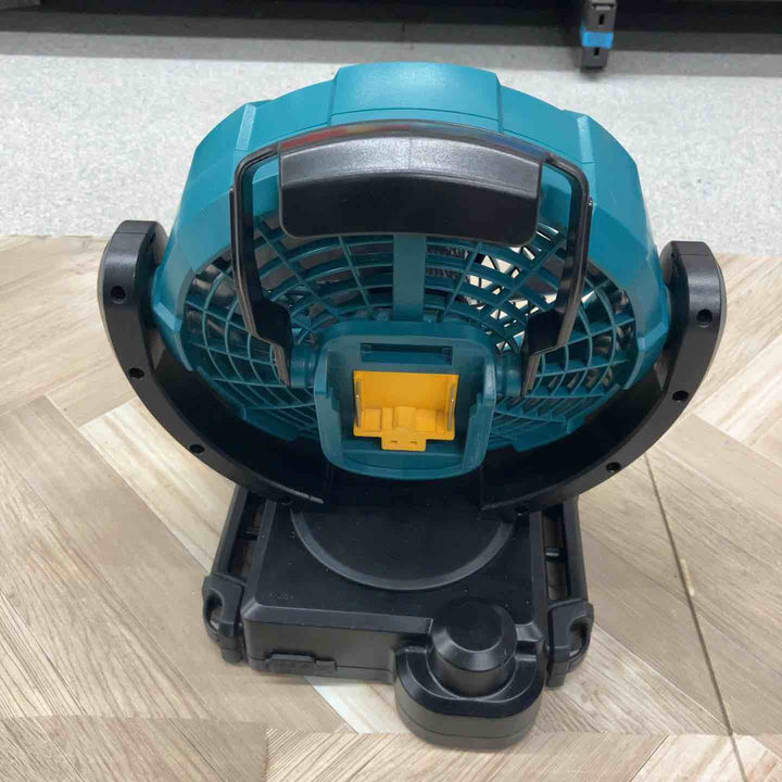 ★マキタ(makita) コードレスファン CF102DZ(本体のみ)【八潮店】