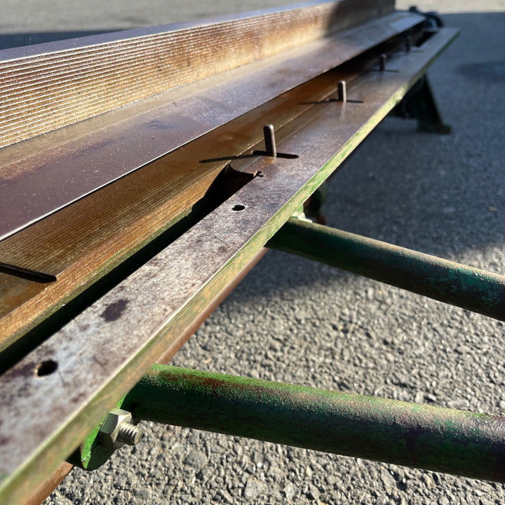 【中古品/店頭受取り限定】兼子製作所 アングルバッタ 1050mm 手動式 板金 折り曲げ 折曲機【東大和店】