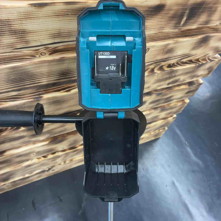 マキタ(makita) コードレスかくはん機 UT130DZ【藤沢店】