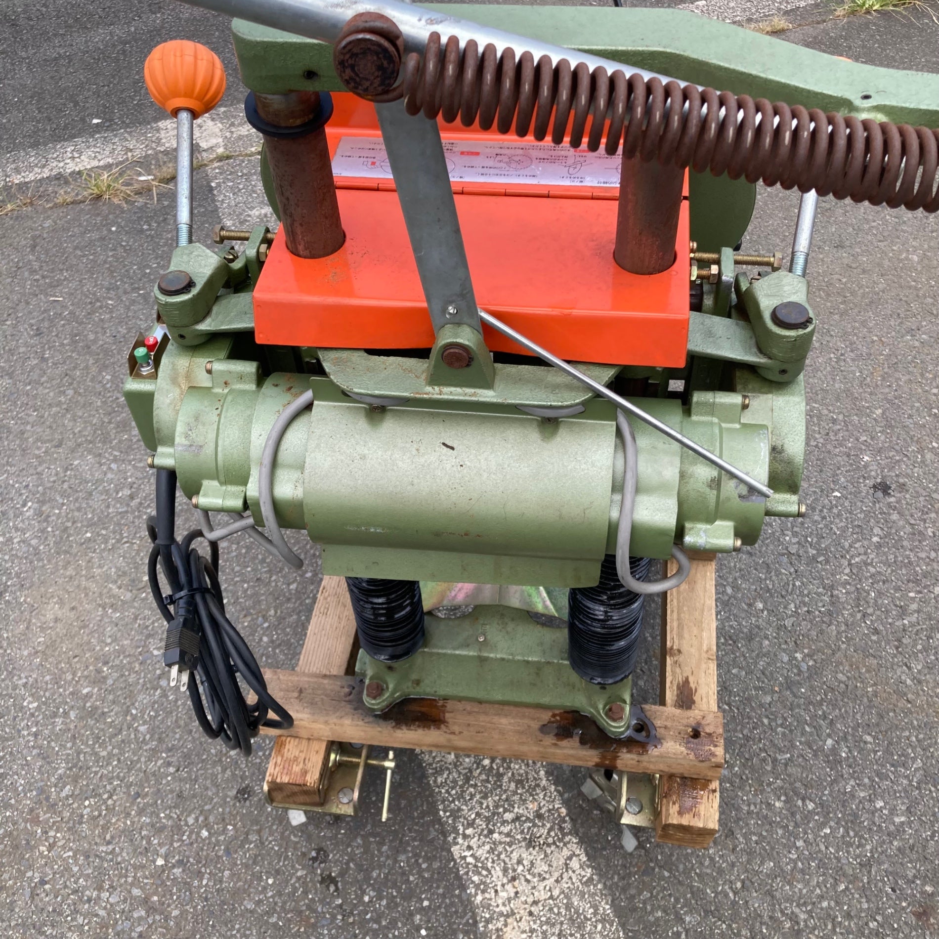 小型ホゾキリ　MAKITA　5500S マキタ（makita） 中古 小型ホゾキリ 5500S 100V ホゾ取り ホゾ切り