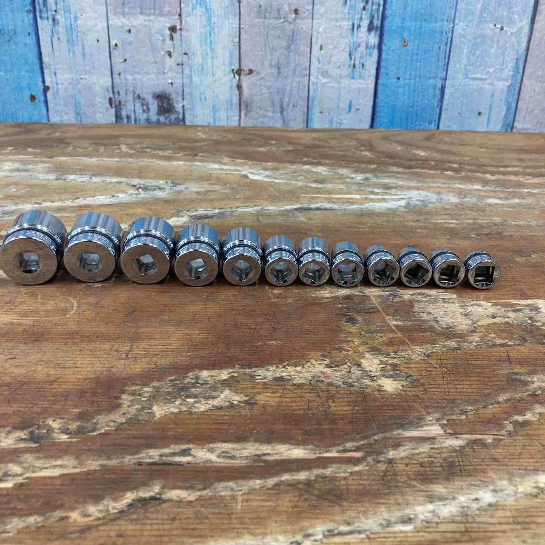 ▲ネプロス(nepros)9.5sq ソケットセット［12コ組］ NTB312A【柏店】