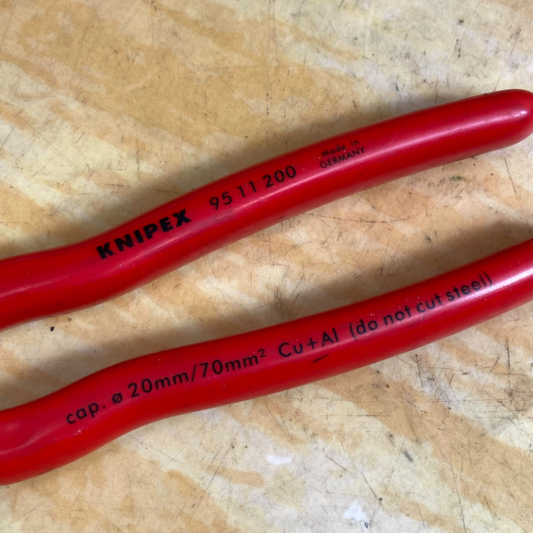 ▼クニペックス KNIPEX 95 11 200 ケーブルニッパー（ハサミ式）【川崎店】