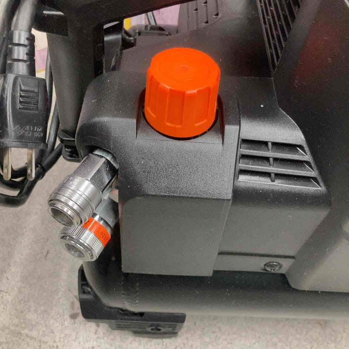 【中古品】★マックス(MAX) エアコンプレッサー AK-HH1310E_ブラック【八潮店】