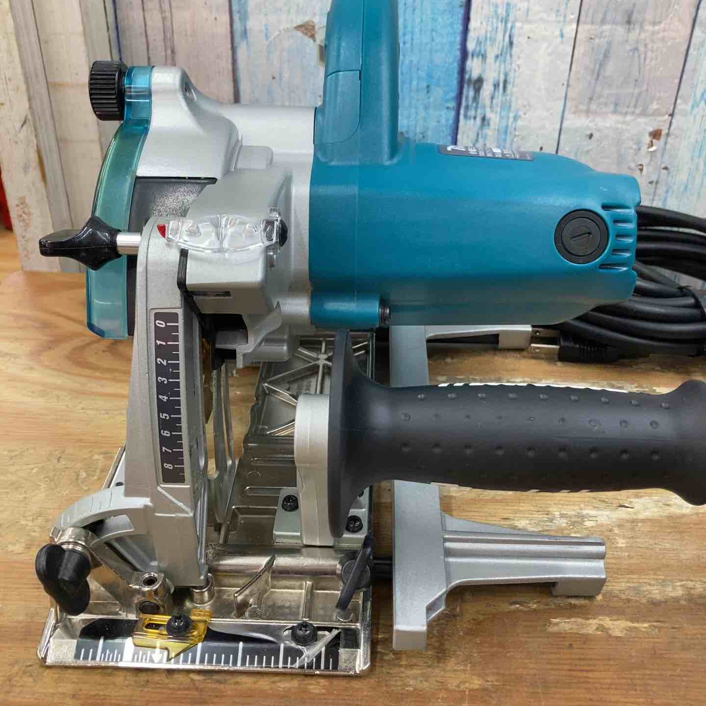 中古品】☆マキタ(makita) 小型ミゾキリ 溝切 3005BA 100V【柏店