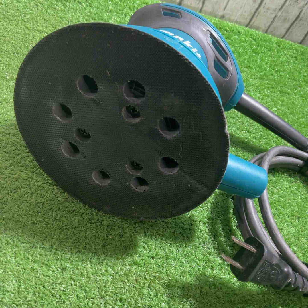 ☆マキタ(makita) ランダムオービットサンダ BO5030 100V 動作確認済【川口店】