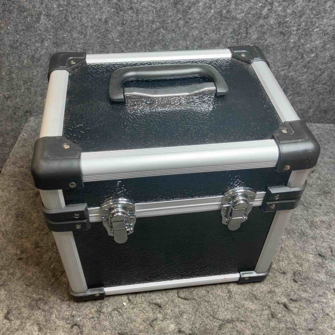 【中古品】 ※未校正品※ ボイス/VOICE レーザー墨出し器 グリーンレーザー・Model-G2 【桶川店】