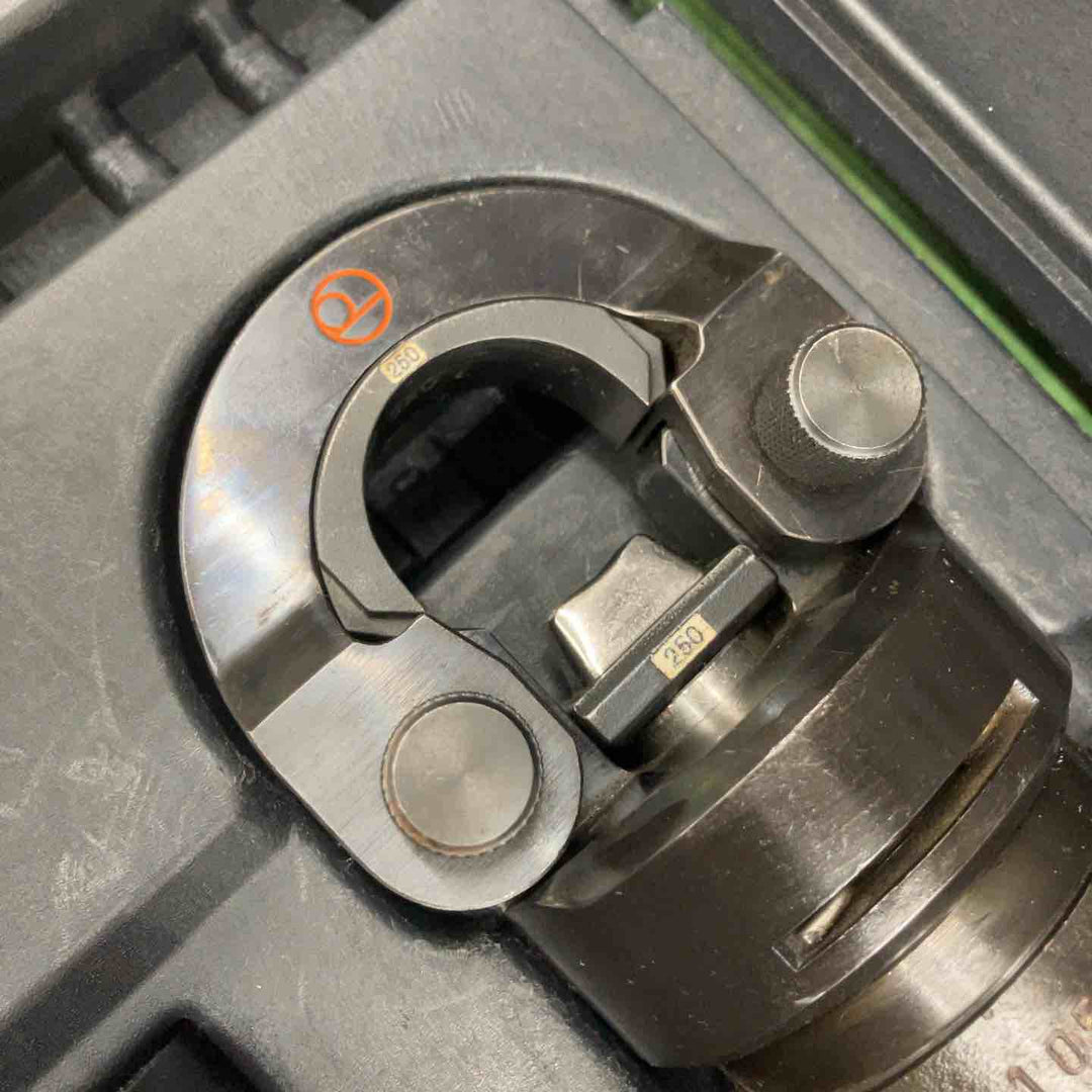 ダイア/DAIA 14.4V 油圧式 充電式多目的プロマー HPN-250RL 3.2Ahバッテリー2個、六角圧縮ダイス付き【桶川店】