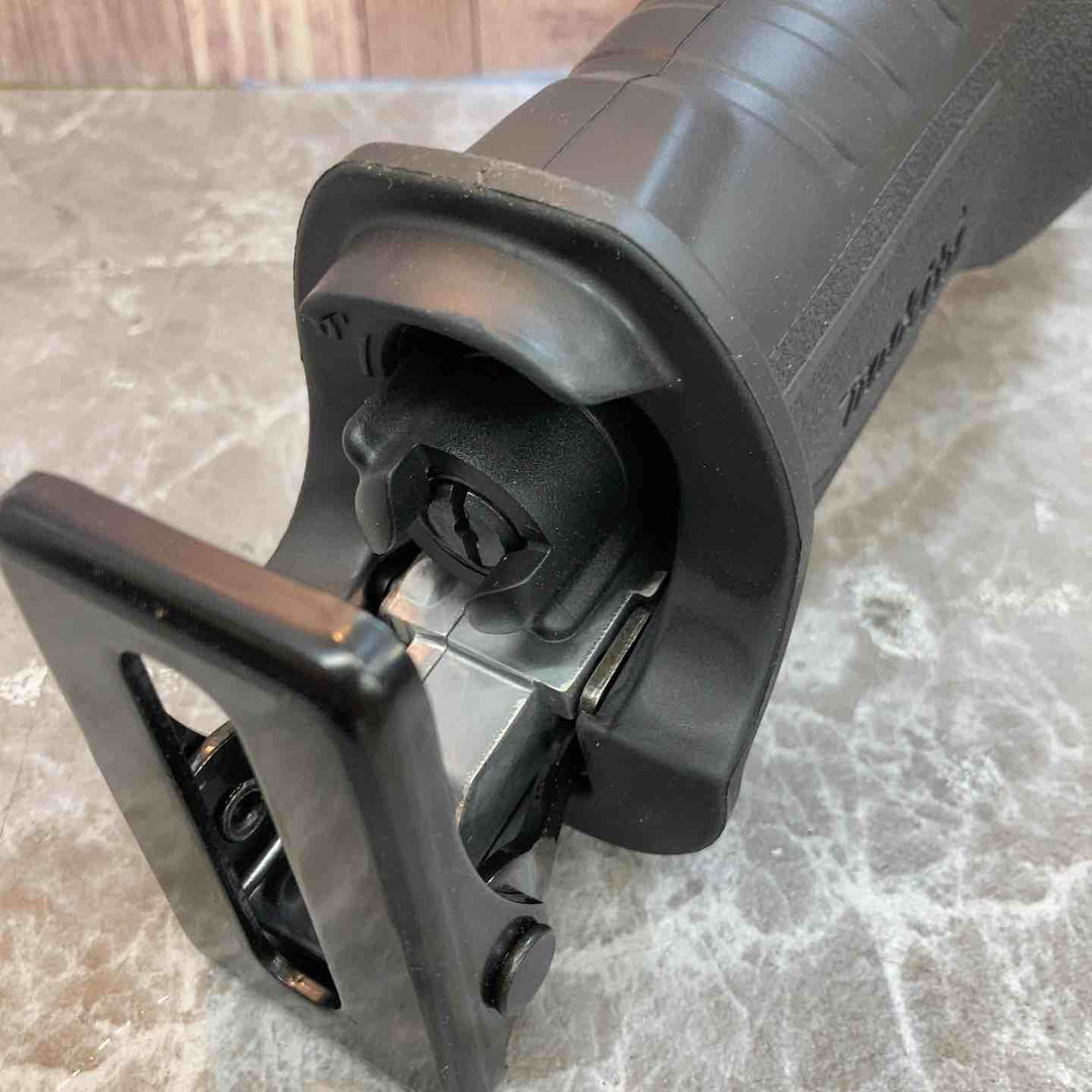 【未使用品】★マキタ(makita) 18V コードレスレシプロソー JR187DZ 本体のみ【八潮店】
