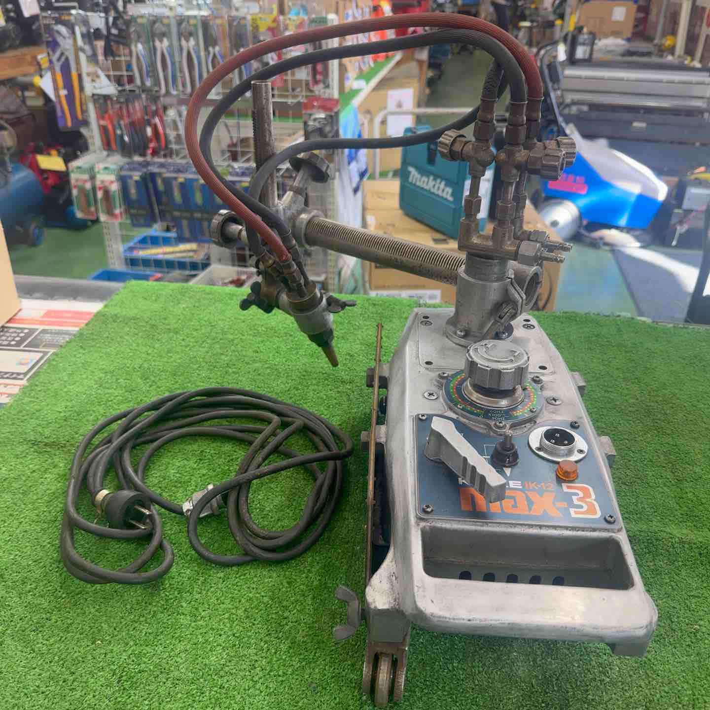 溶接機、高速カッター、ガス溶接(ゲイジ)、工具 31hkVyQfZhL._UF1000,1000_QL80_.jpg