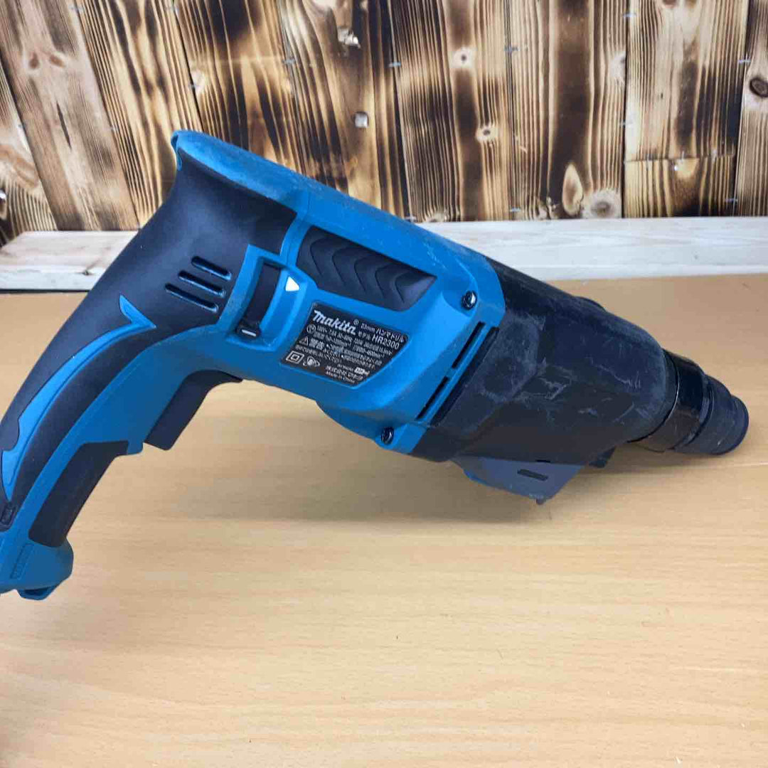 マキタ(makita) ハンマドリル HR2300 コンクリート 石材 レンガ タイル 硬い素材 穴あけ ビット 【越谷店】