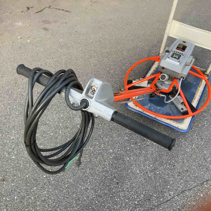 【現状品・店頭受取り限定】 マキタ/makita 電動コテ・4000 【桶川店】