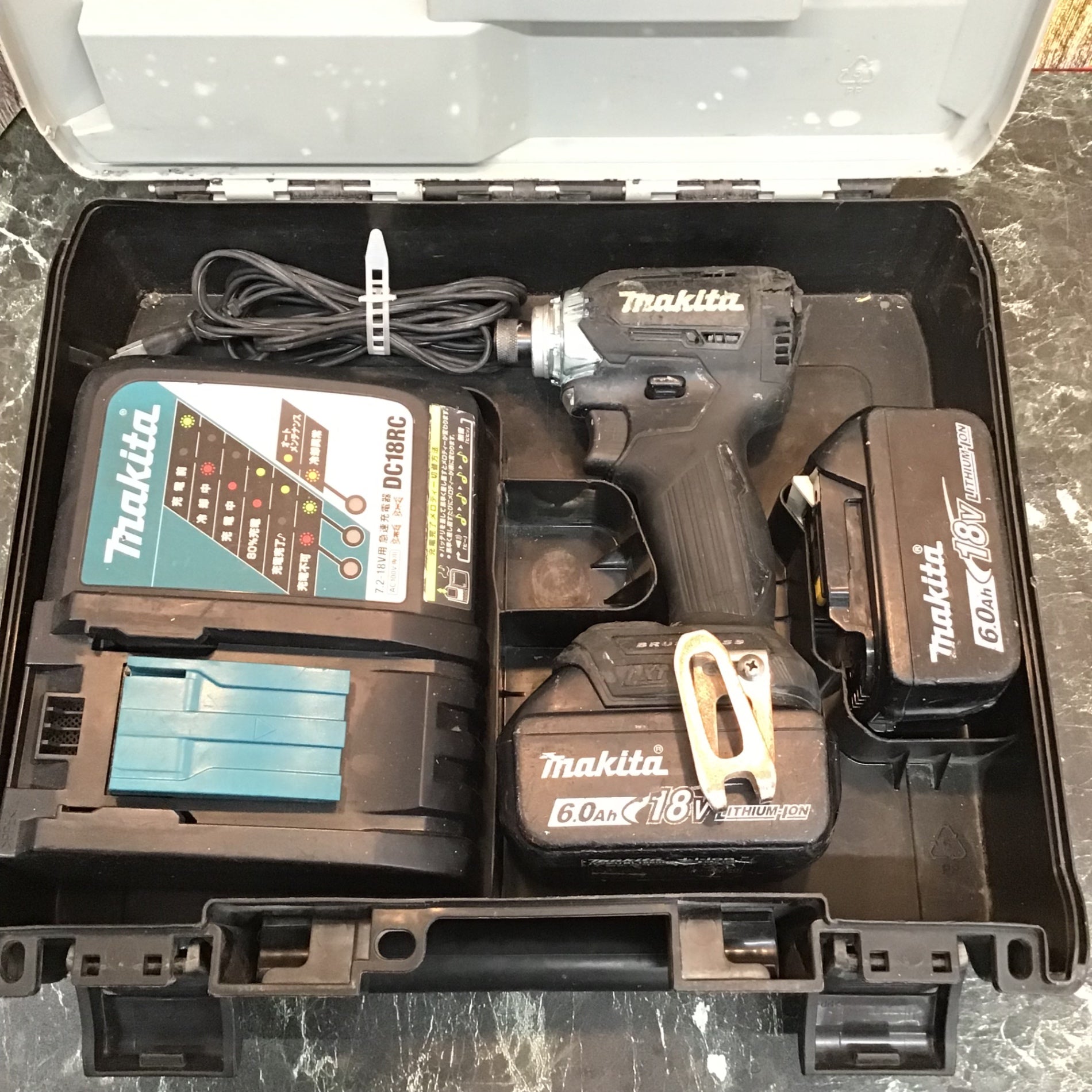 makita TD001G 展示品 バッテリーレス（オプション有） makita