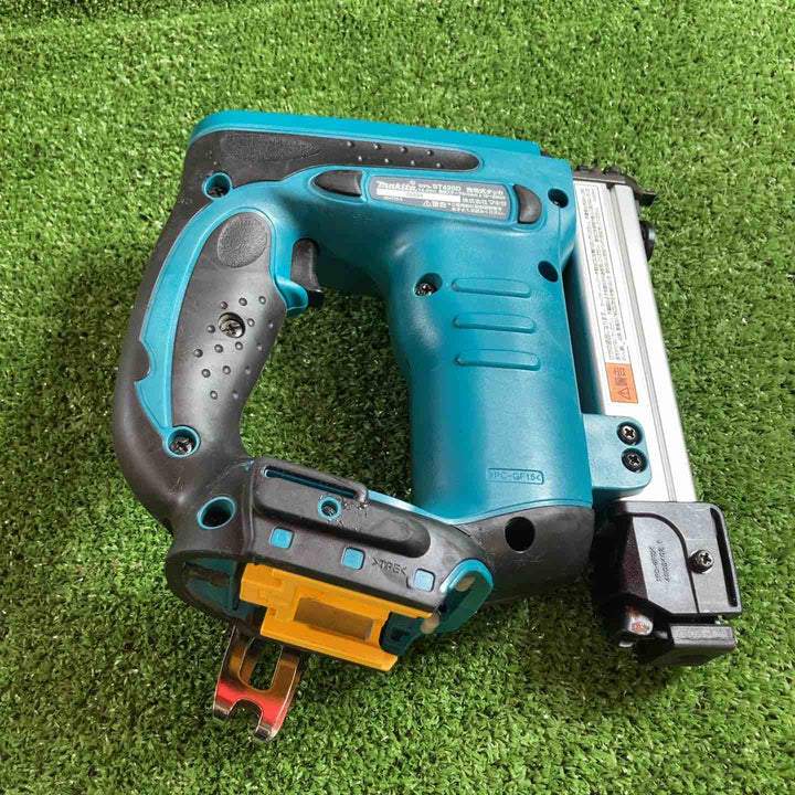 ☆マキタ(makita) コードレスタッカ ST420DZK【川崎店】