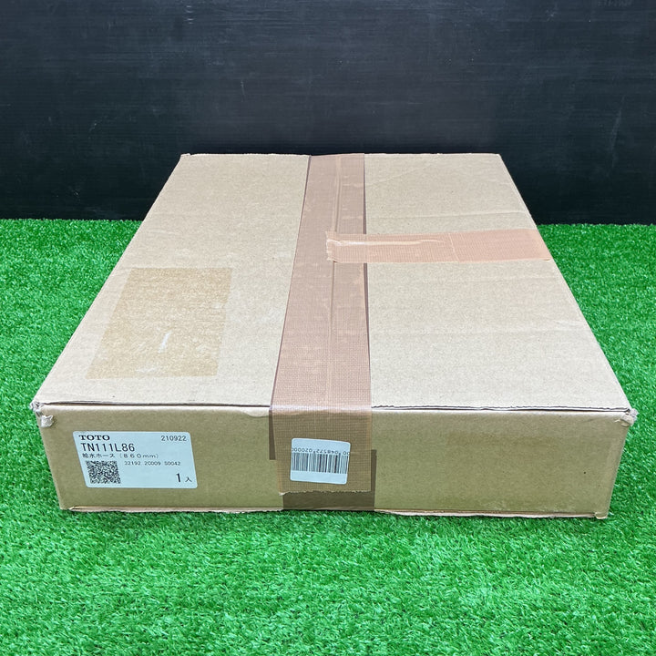 【未使用品】TOTO 給水ホース860mm TN111L86【電材館越谷店】