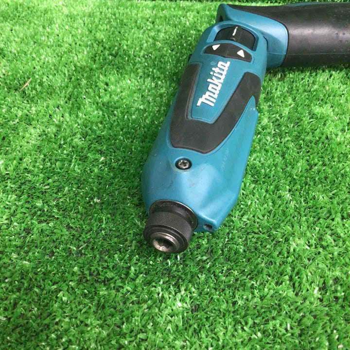 【中古品】 マキタ/makita コードレスペンインパクトドライバ TD021DSHSP 【鴻巣店】