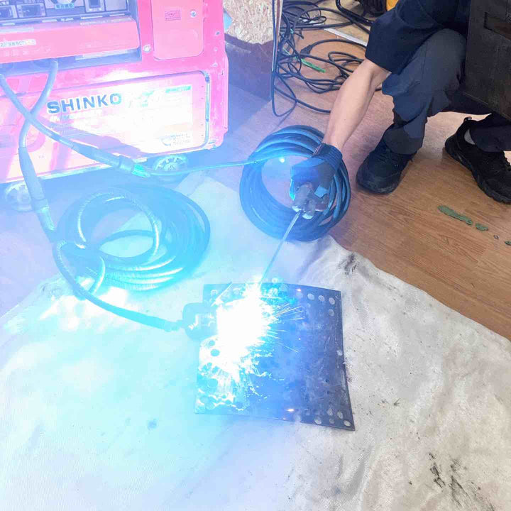 【店頭受取り限定】★新ダイワ(Shindaiwa) エンジンウェルダー EGW150MC-i アース・ホルダー付 【岩槻店】