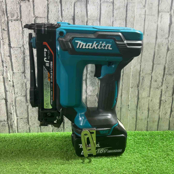 ★マキタ(makita) コードレスタッカ ST421DRG 動作確認済【川口店】