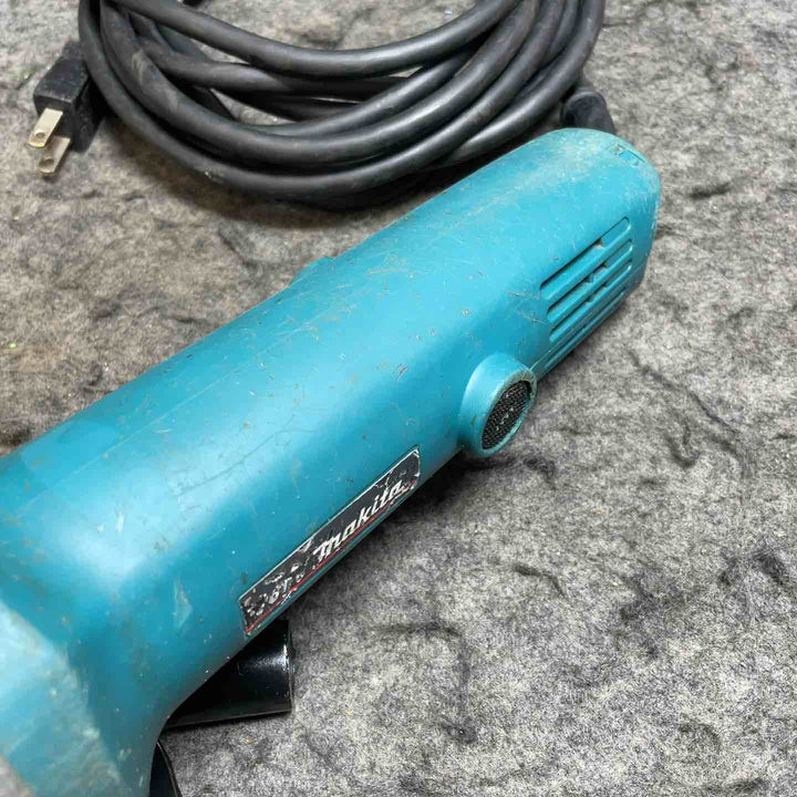マキタ(makita) 100mmディスクグラインダー 9520BLA【桶川店】