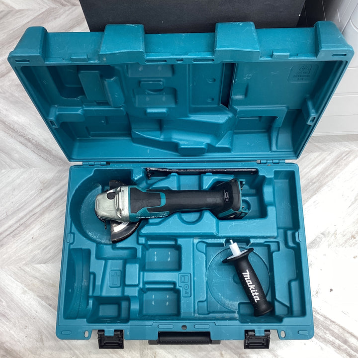 ☆マキタ(makita) 125mmコードレスディスクグラインダ GA508DZ【越谷店】