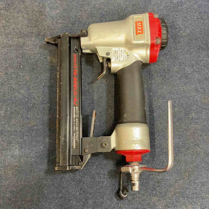 ★マックス(MAX) 常圧エアタッカ TA-225LU/4J 4mm×10～25mm【八潮店】